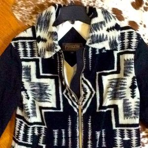 Women’s Pendleton Aztec Coat